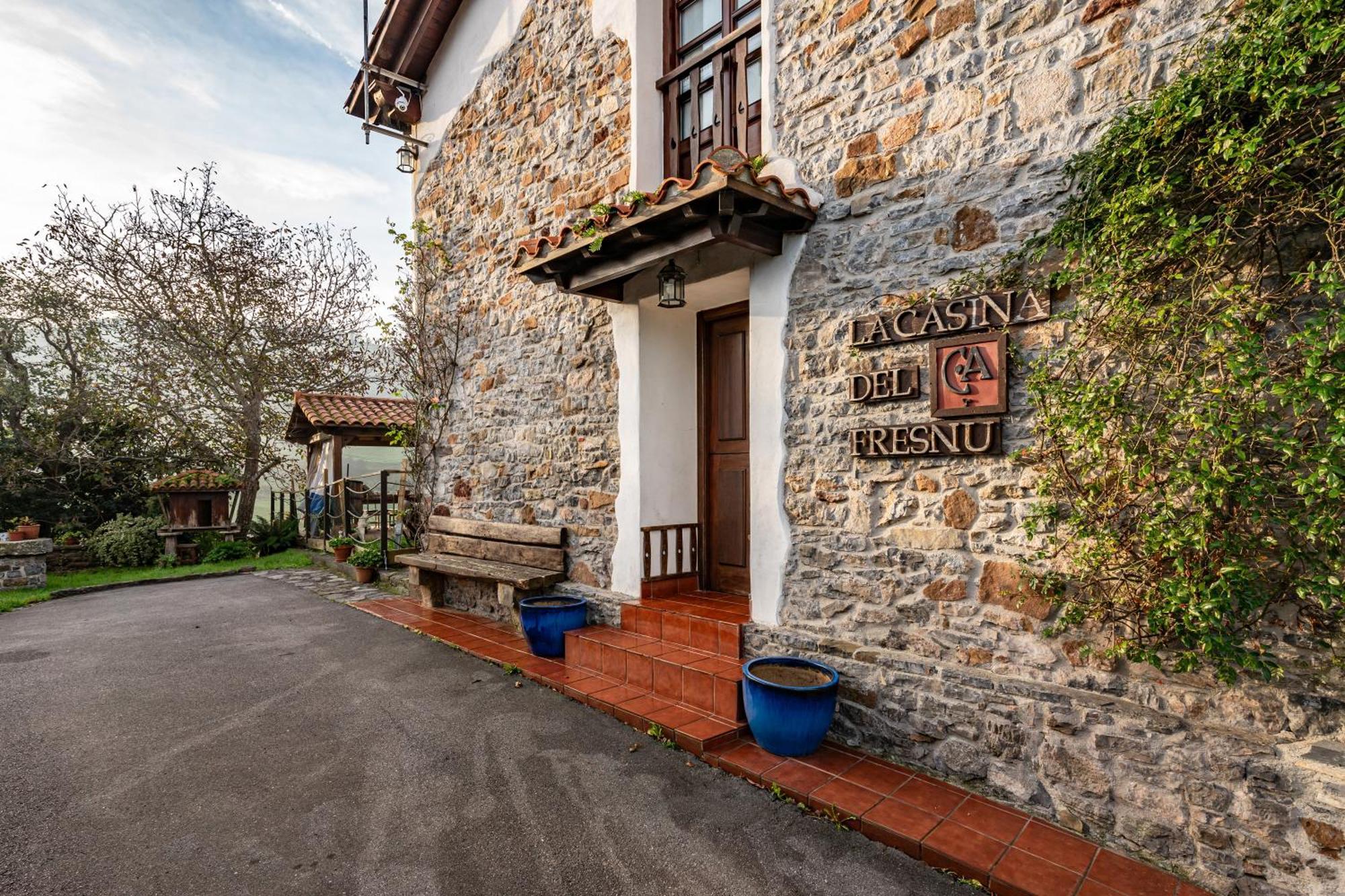 La Casina Del Fresnu Pensionat Onon Exteriör bild